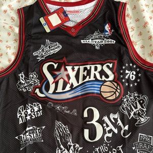 Iverson Basketball Jerseys. Color: Black. Size: XL
